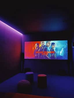 Sky House • Designer Retreat w/ Spa, Theater & Gym
