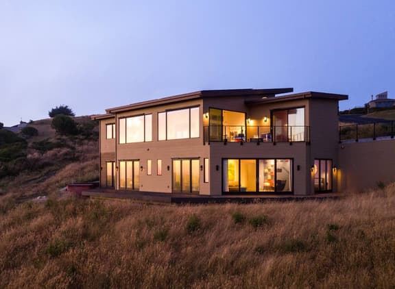 Sky House • Designer Retreat w/ Spa, Theater & Gym